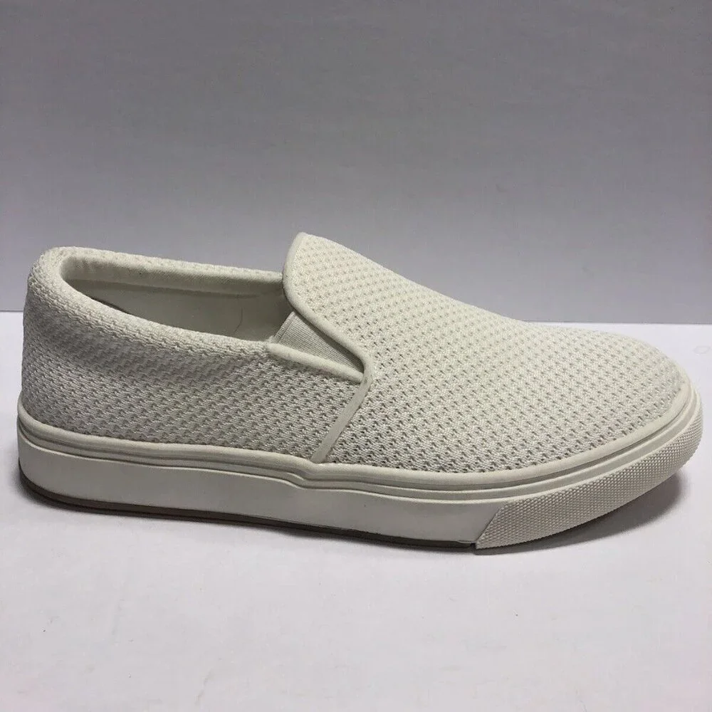 Steve Madden Women’s Coulter White Slip-On Shoes, Size 7.5M